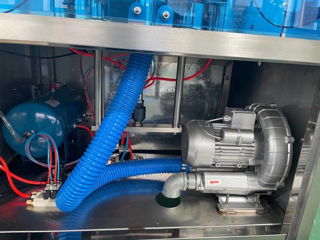 Machine à laver les bouteilles à commande PLC avec un bruit ≤ 75 dB Faible capacité 20-60 bouteilles/min