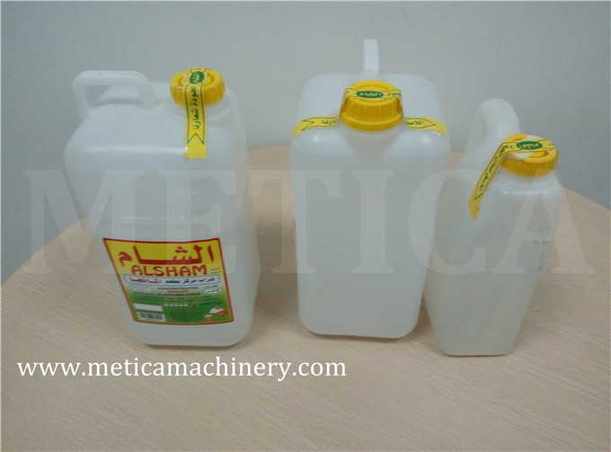 Machine automatique d'étiquetage de bouteilles pour étiquettes adhésives avec une précision de précision et un entretien facile