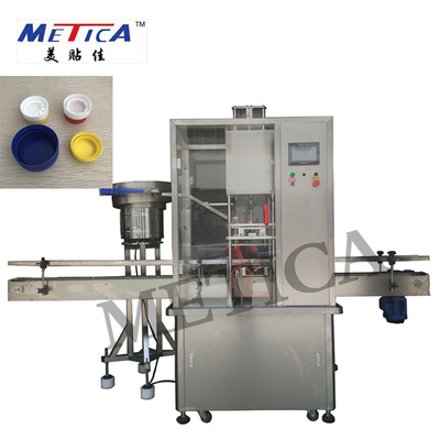 Pressing et couvercle à visser de capsulage de machine de vis automatique linéaire de bouteille d'huile à moteur