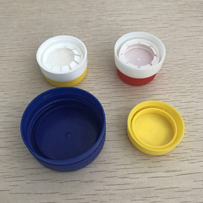 Pressing et couvercle à visser de capsulage de machine de vis automatique linéaire de bouteille de suspension